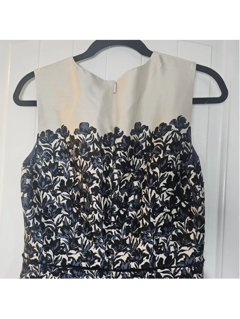 Tory Burch sz 8 cream, blue, black floral dress with liner & pockets